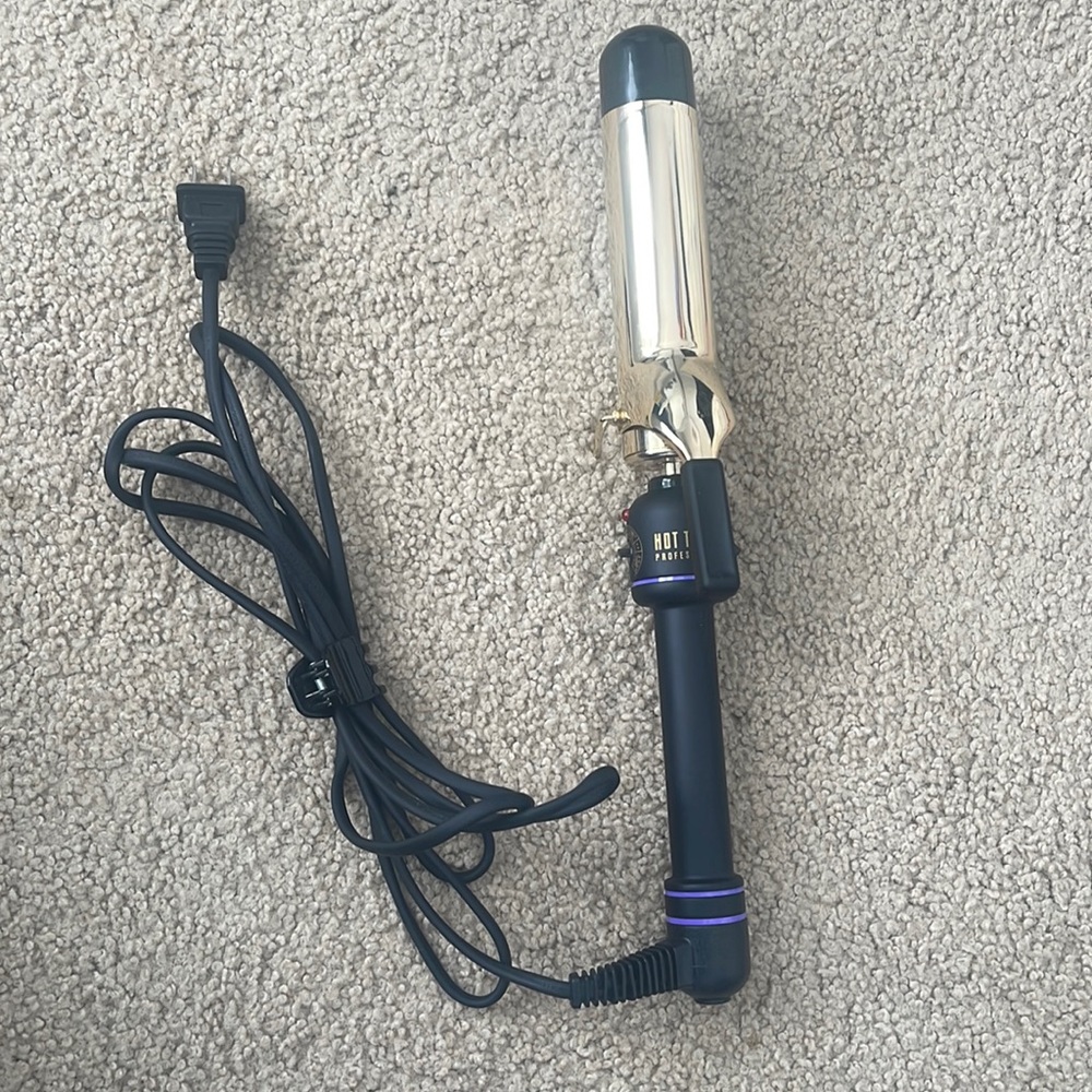 Hot Tools 1-1/2” Curling Iron